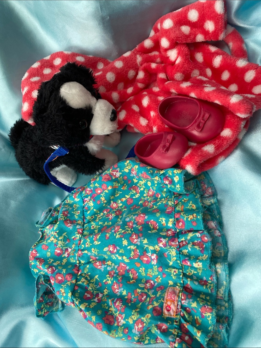 Our generation dolls accessories bundle